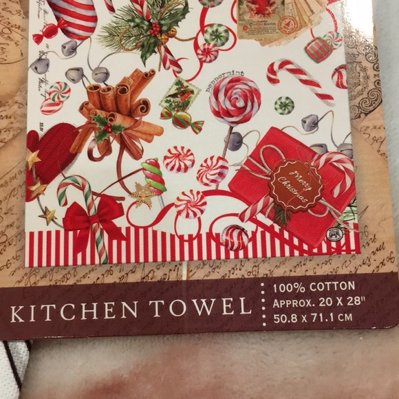 Christmas Holiday Peppermint Designer Kitchen Towel Michel Design Works NWT - Picture 3 of 16